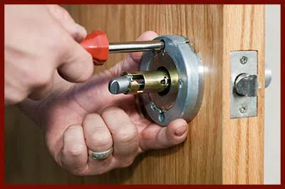 Locksmith Lock Store North Weymouth, MA 339-236-3290 - 10-residential-lockouts